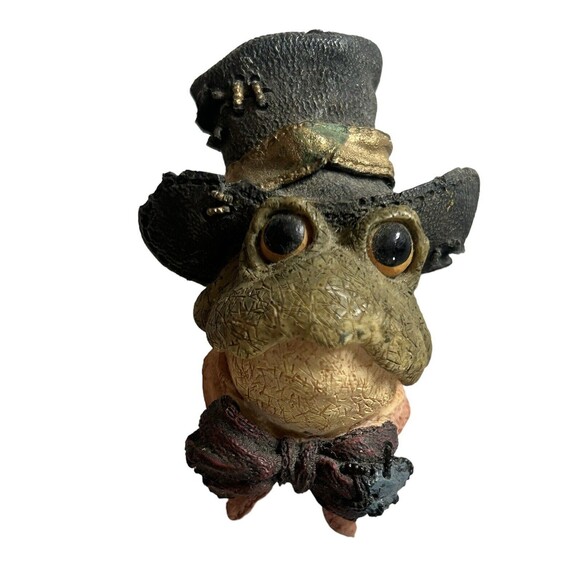 Boyds Folkware THE FORMAL FROG Fenton J. Padworthy Collector Bearwear Pin 26412 - Picture 1 of 3